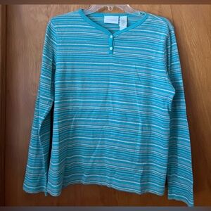 Liz Claiborne size medium 100% cotton long sleeve teal and tan  top
